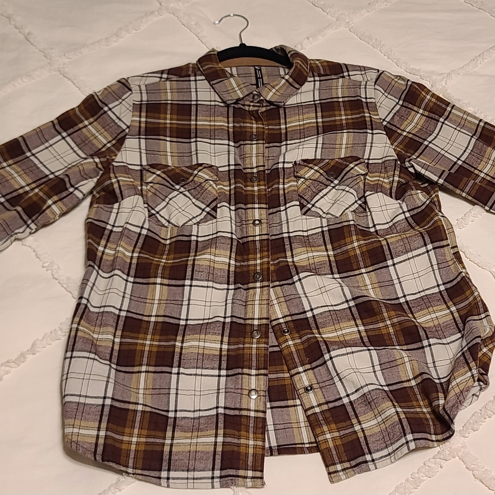 Long sleeve women's flannel Kuhl button up